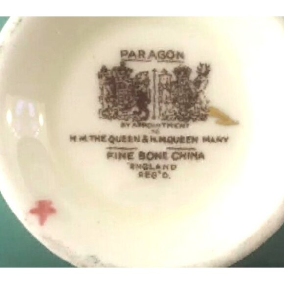 Paragon Teacup Saucer Double Warrant Cabbage Rose Floral Appointment Queen Mary - Picture 5 of 6